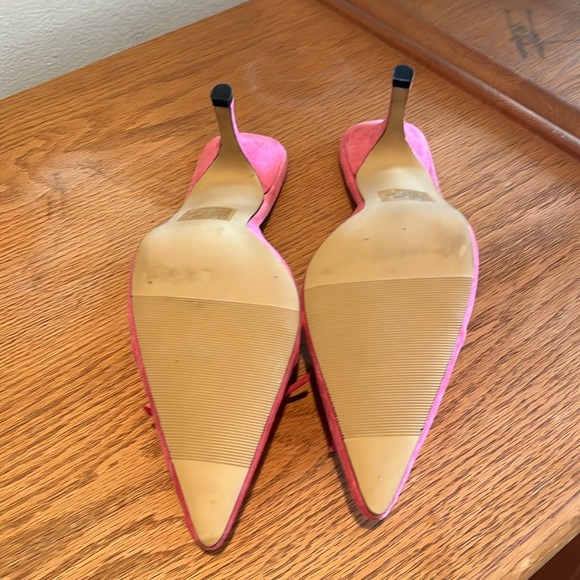 NWOT-Pink suede, mule pumps. Ladies size 10. - Picture 5 of 5